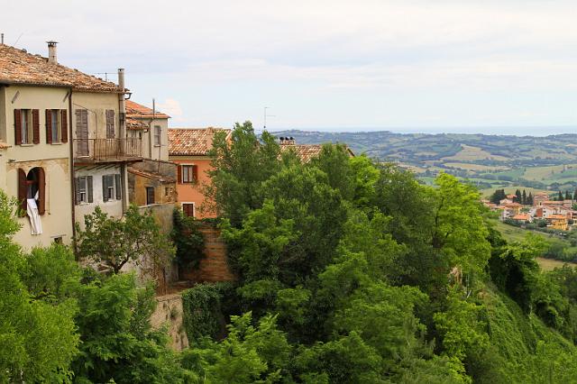 1267 Mombaroccio.JPG
